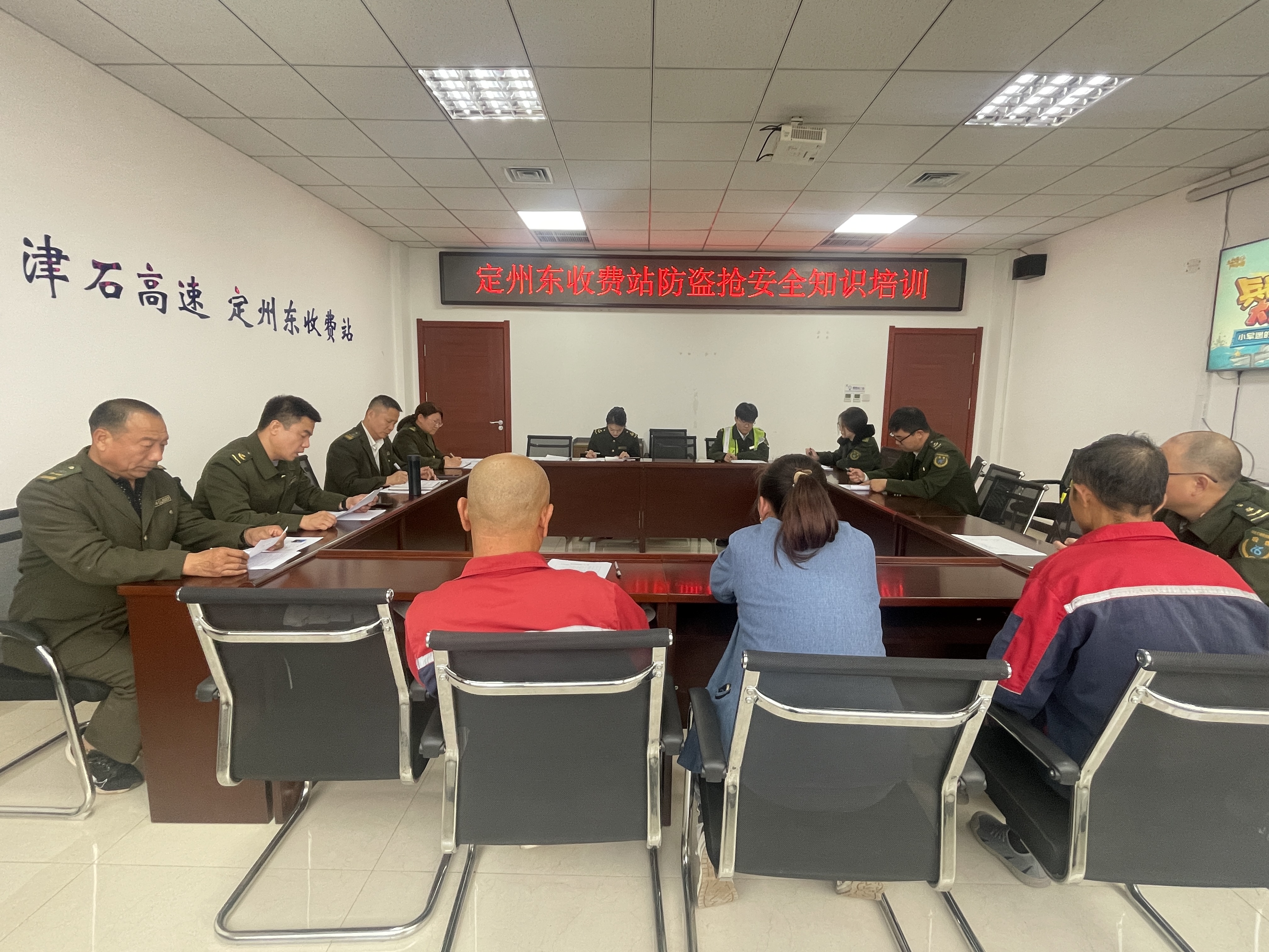 4ed6271648fa55dc7d99c9da2ed89806.jpg 4ed6271648fa55dc7d99c9da2ed89806.jpg