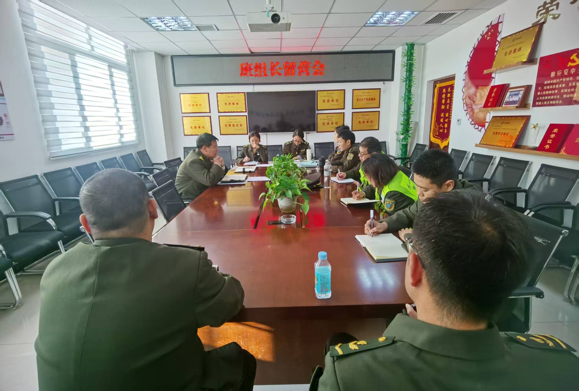 微信图片_20251121091529_123_72.jpg 微信图片_20251121091529_123_72.jpg