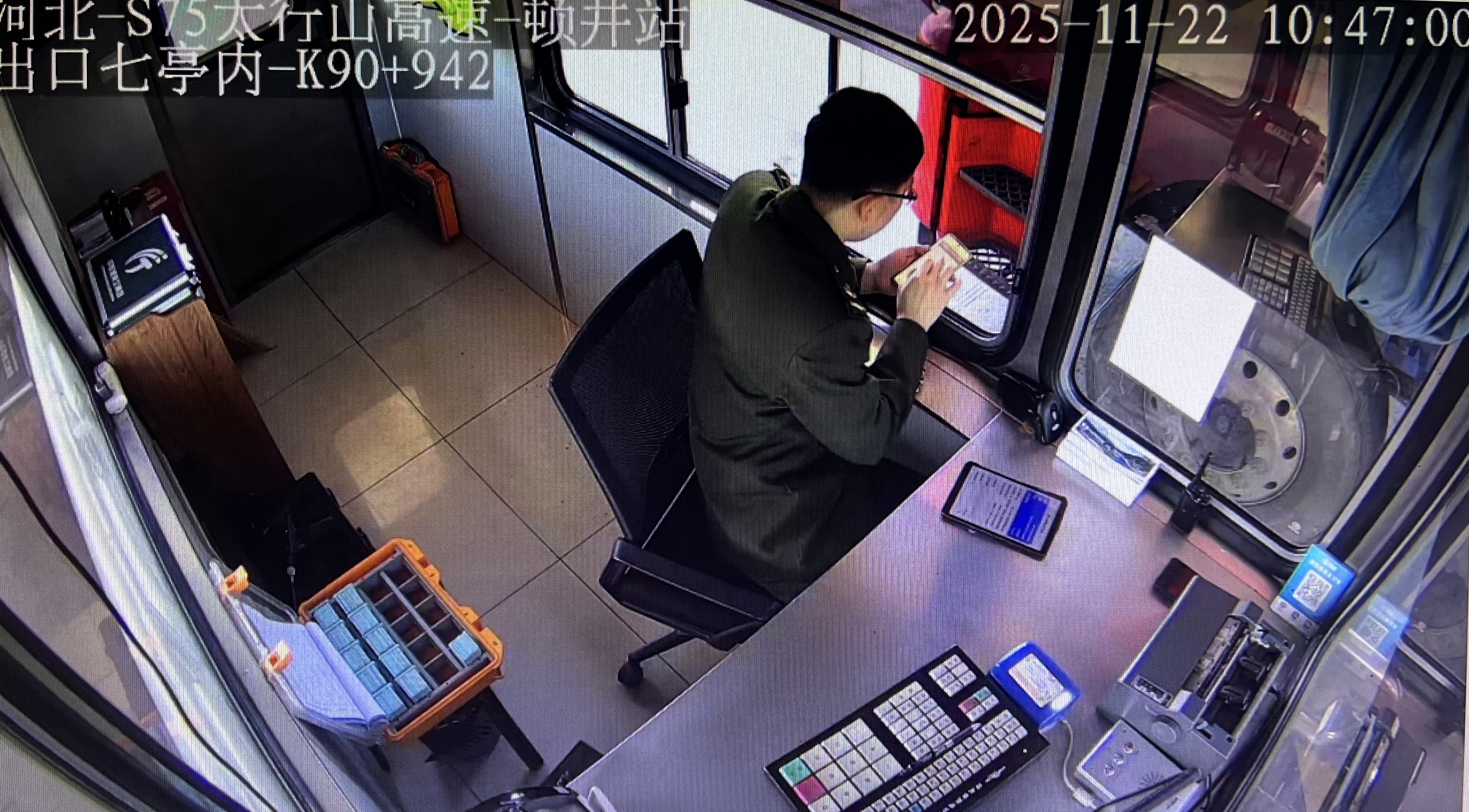 53BBAEDB-6B77-44B3-BEE8-8833FF04BAB2.jpeg 53BBAEDB-6B77-44B3-BEE8-8833FF04BAB2.jpeg