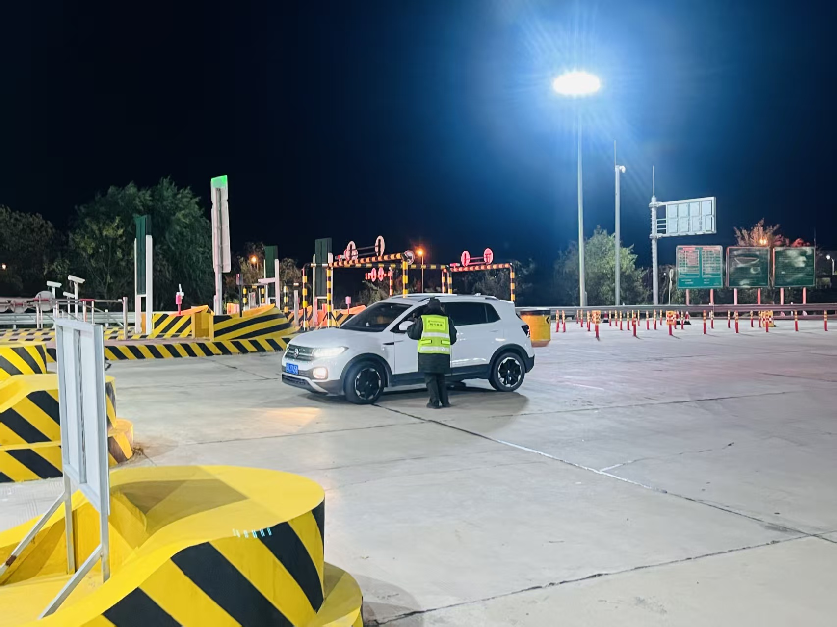 微信图片_20251127095717_178_72.jpg 微信图片_20251127095717_178_72.jpg