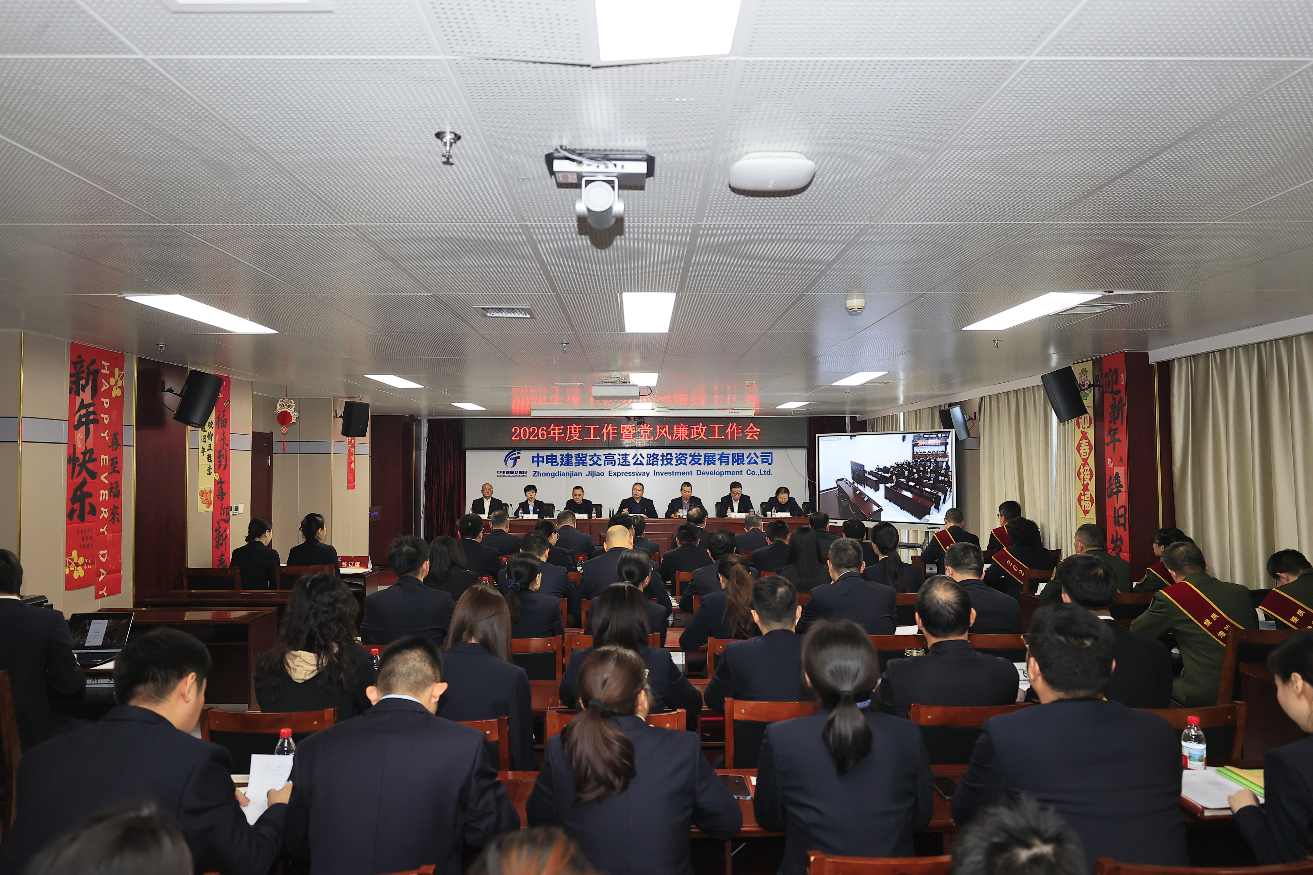 C:\Users\Administrator\Desktop\2.jpg C:\Users\Administrator\Desktop\2.jpg