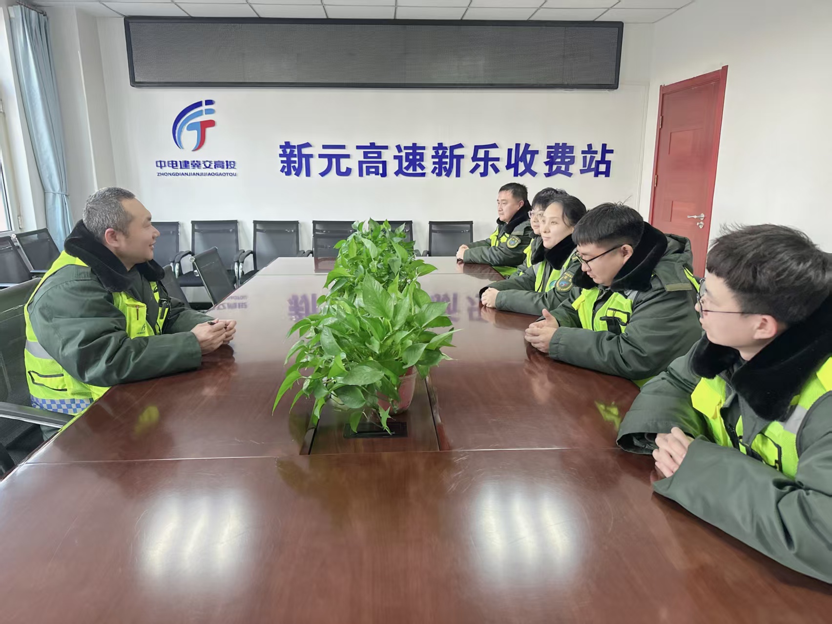 6f5d2f32145c44450648cc591e951d4.jpg 6f5d2f32145c44450648cc591e951d4.jpg