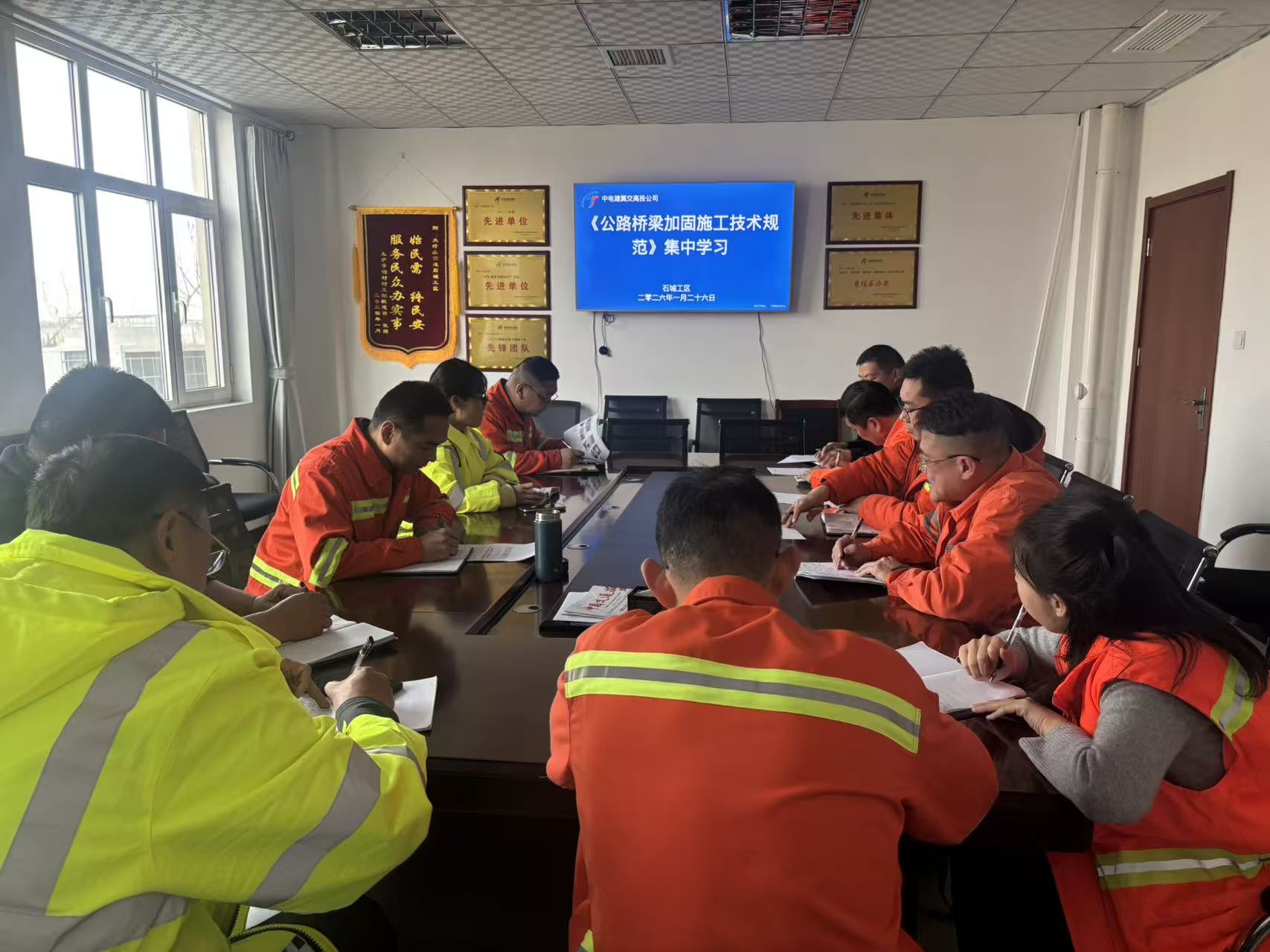 4233449eea407ff8ac5df688a09cdd95.jpg 4233449eea407ff8ac5df688a09cdd95.jpg