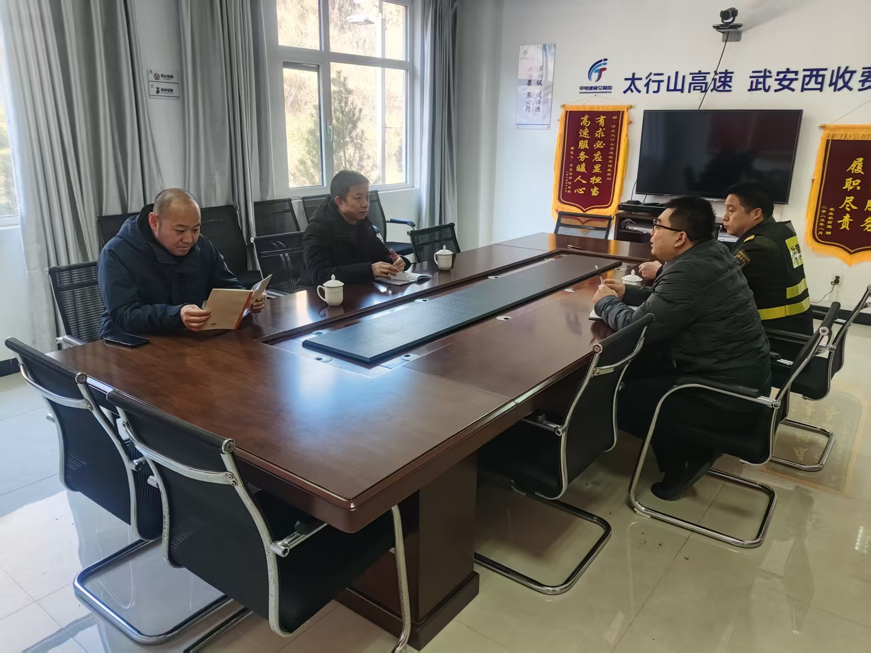 72c0006acc02985349d4a0be33957eb4.jpg 72c0006acc02985349d4a0be33957eb4.jpg