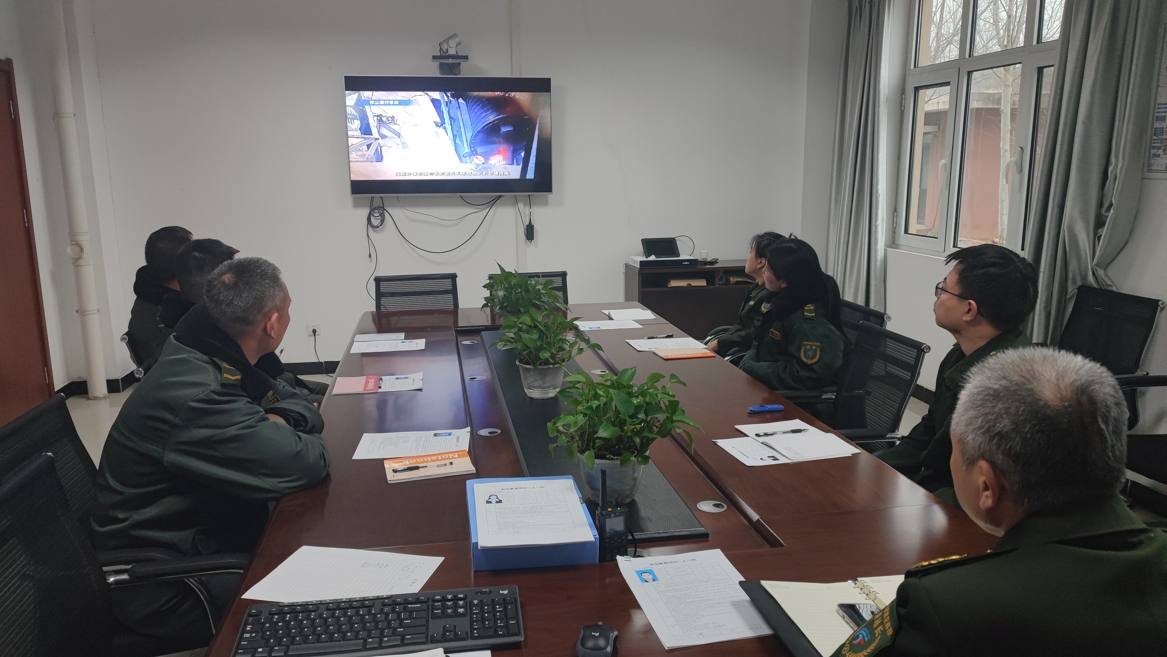 f56e22f0bef82582b304d30511e6d7d5.jpg f56e22f0bef82582b304d30511e6d7d5.jpg