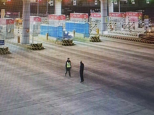 C:\Users\Administrator\Desktop\e5d7258f012802abfc1ce3581b98dd9b.jpg C:\Users\Administrator\Desktop\e5d7258f012802abfc1ce3581b98dd9b.jpg