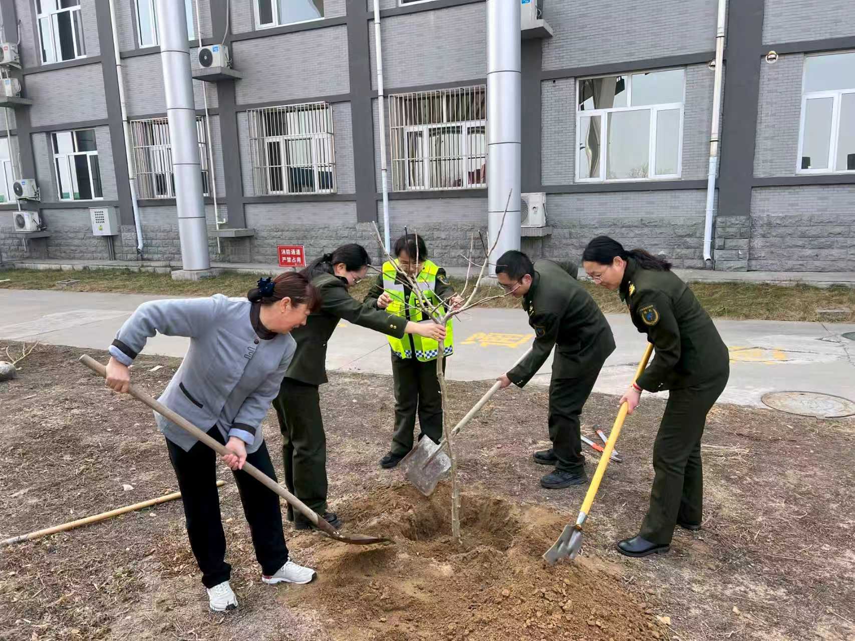 4955e866bf61deaa80c2306691b0aa5e.jpg 4955e866bf61deaa80c2306691b0aa5e.jpg