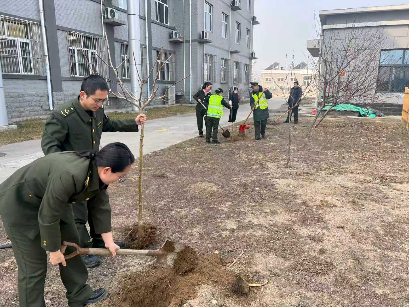 bf8f8f23f46ce2b9408dca73fdaa0ed9.jpg bf8f8f23f46ce2b9408dca73fdaa0ed9.jpg